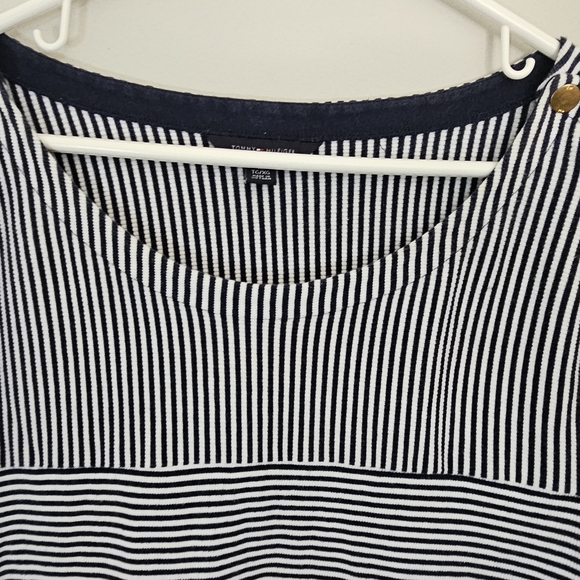 Tommy Hilfiger Navy and White Striped Blouse Women's Sz XL - Picture 2 of 9